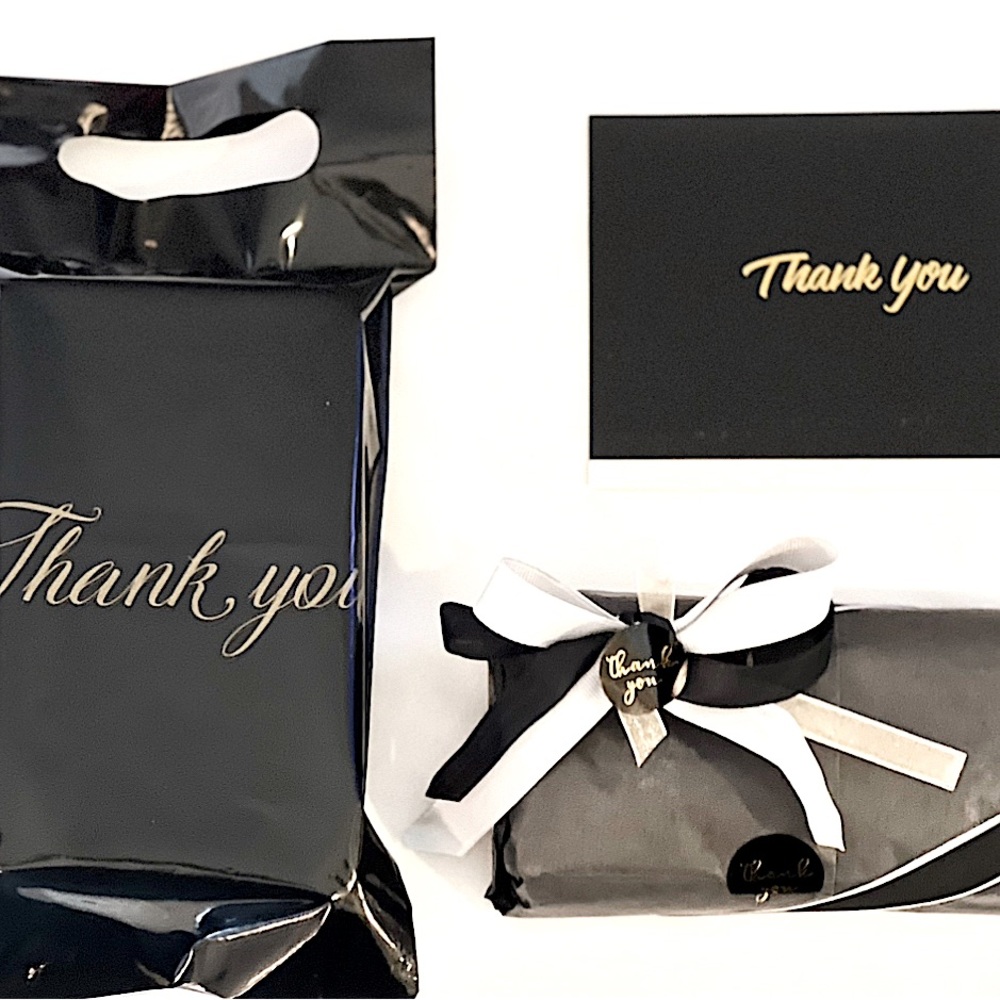 EVERY SALE IS CAREFULLY PREPARED WITH MY ✨⭐️SIGNATURE WRAPPING⭐️✨